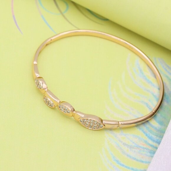 Rose Gold Plated Bangle with Leaf-Inspired Sparkling Design, XPBL0552 - Picture 2 of 12